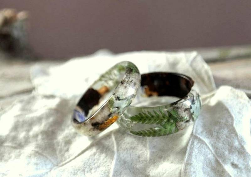 Birkenrinde Ring, Harz Herrenring, Moos Schmuck, Echte Waldpflanzen, Natur Inspiriert Verlobungsringe, Сornflower von LovelinessNature