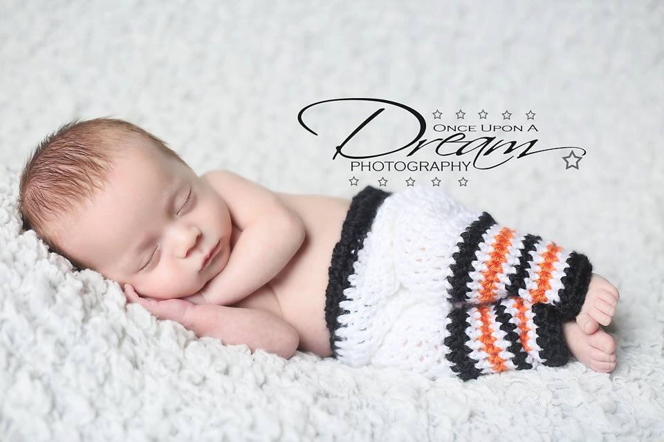 Häkeln Baltimore Orioles Baseball Mütze Und Hose Outfitneugeborenen Fotografie Prop - Team Cap -Wählen Sie Ihr von LovelyBabyKnits