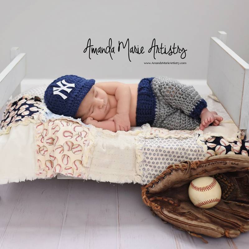 Newborn Ny Yankees Kostüm Baby Boy Baseball Set, Mütze Und Hose, Outfit, Gehäkelt Shower Geschenk von LovelyBabyKnits