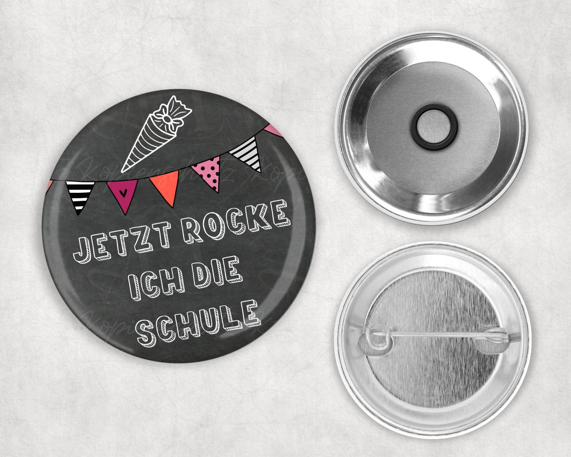 Button I Einschulung Schulkind Personalisiert Mit Magnet Oder Sicherheitsnadel Schulkind Tafel Look Button I Einschulung Schulkind Personalisiert Mit Magnet Oder Sicherheitsnadel Schulkind Tafel Look von LovelyHandmadeSiegen