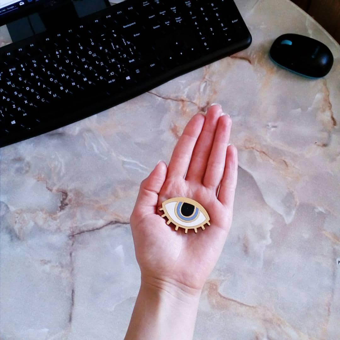 Auge Holz Brosche Hamsa Pin Charme Kawaii Augapfel Schmuck Blau Leichte Geschenk Für Ihren Modestil von LovelyIgloo