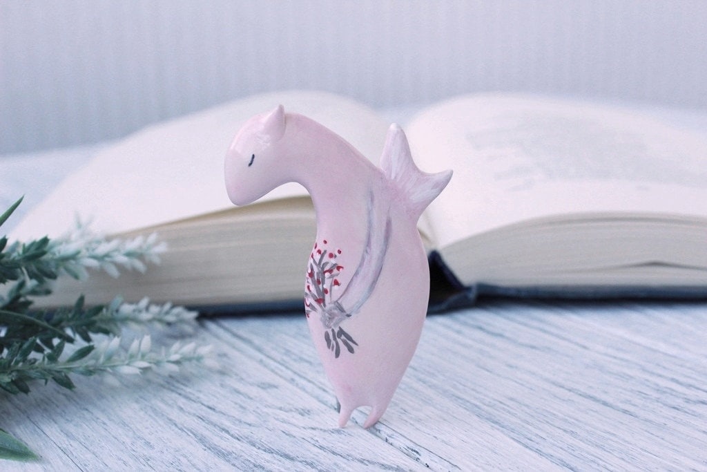 Weihnachtsgeschenk Für Sie Eisbär Brosche Arktis Tierschmuck Polymer Pin Niedliche Lila Pastell Atcric Engel von LovelyIgloo