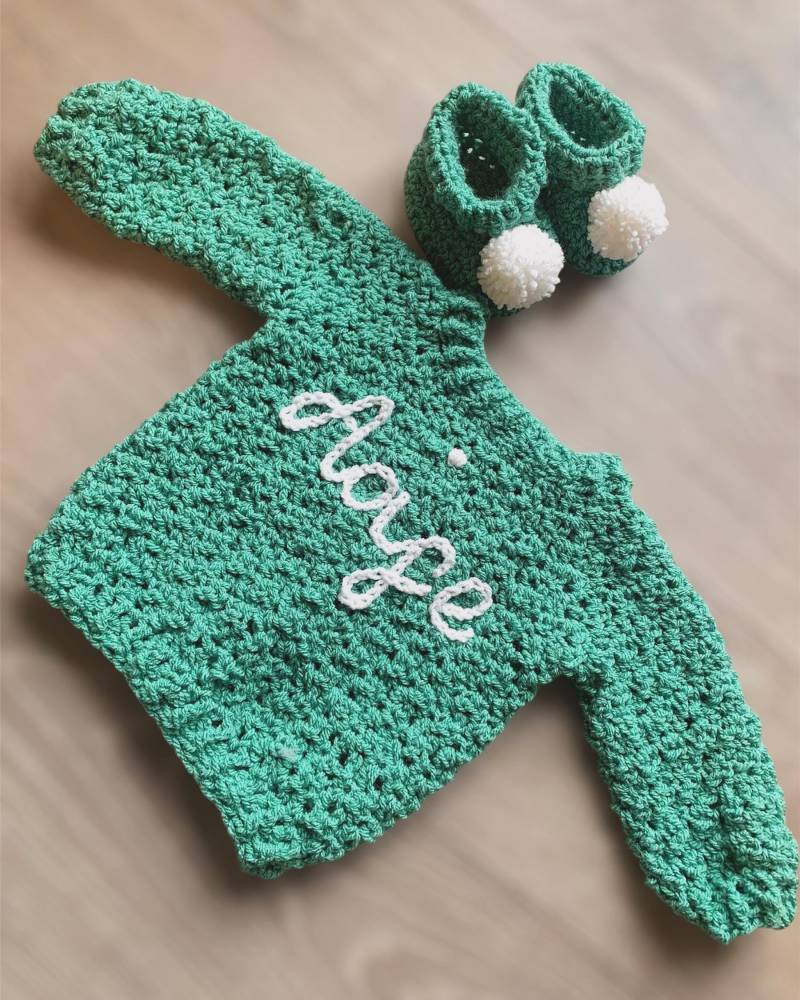 Handgefertigte Häkeln Baby Strickjacke Und Booties Set, Personalisierte Name von LovelyLittleCardis