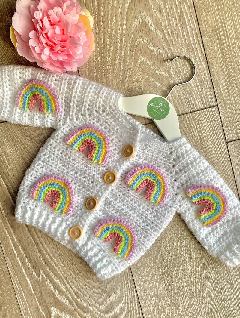 Personalisierte Baby/Kinder Handgemachte Strickjacke Mit Regenbogen, Regenbogen Baby Strickjacke, Geschenk, Mädchen/Jungen Handgestrickte von LovelyLittleCardis