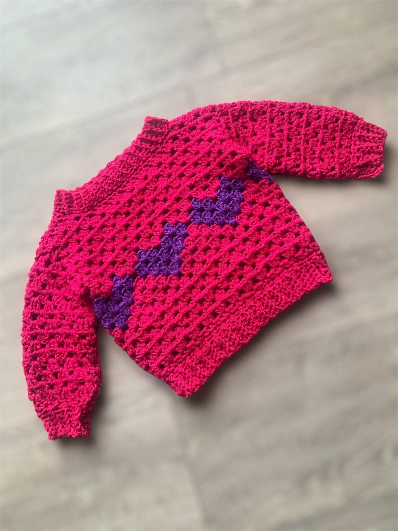 Personalisierte Baby Strickjacke 9-12 Monate Versandfertig, Handgestickte Namensstrickjacke, Neues Babygeschenk, Babynamen-Strickjacke von LovelyLittleCardis
