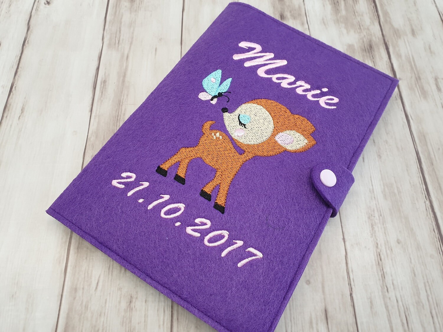 U-Heft Hülle Filz Mit Name Und Datum Rehkitz von LovelyLoreleyShop