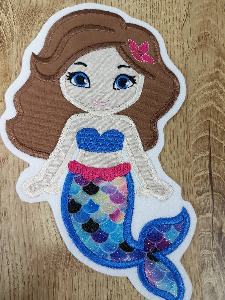 Applikation Meerjungfrau Mit Schillernder Glitzerflosse in Schuppendesign, Aufnäher, Schultüte, Schulanfang, Einschulung Diy von LovelyPresentsShop