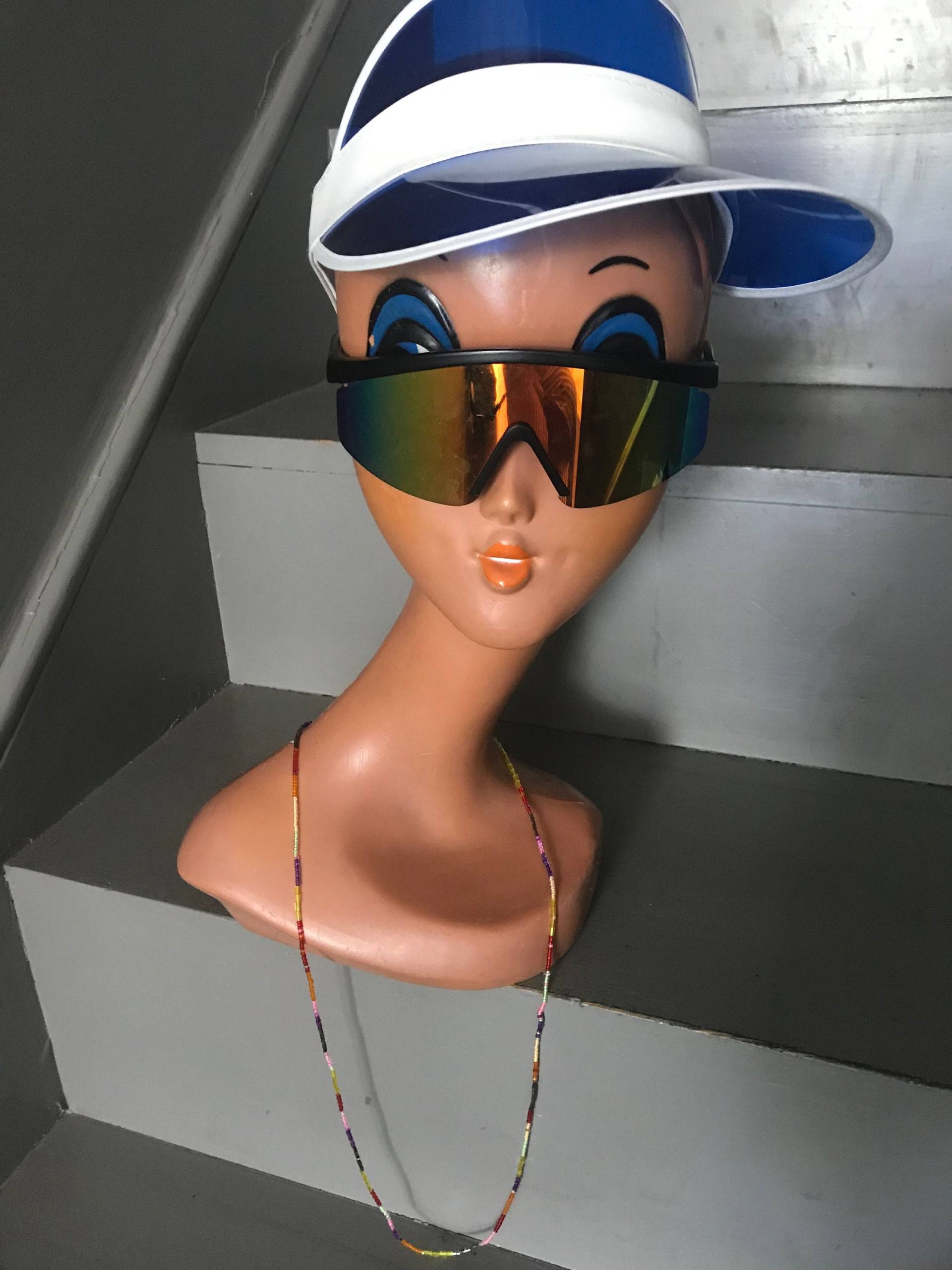 1990Er Jahre Strand Halskette, Regenbogen Glasperlen, Ibiza Kultur Kate Moss-Ära von LovelyTingsVintage