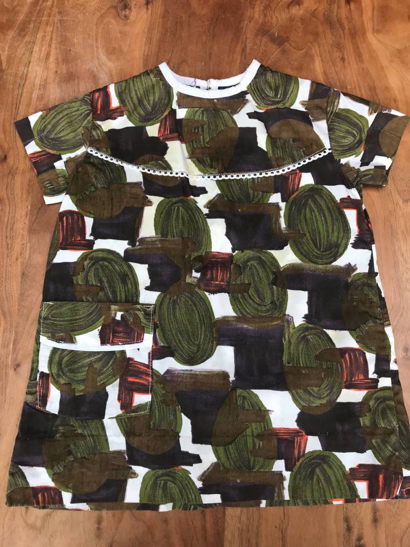 Empire-Linie-Armee-Farben Kleid, Mädchen Jahrgang 2-3 Jahre, Khaki Grün & Braun, Eine Linie von LovelyTingsVintage