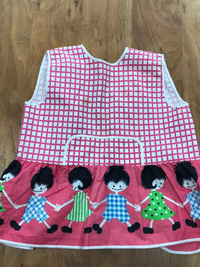 Entzückende Rosa Karo Vintage Mädchen Schürze 2-4 Jahre von LovelyTingsVintage