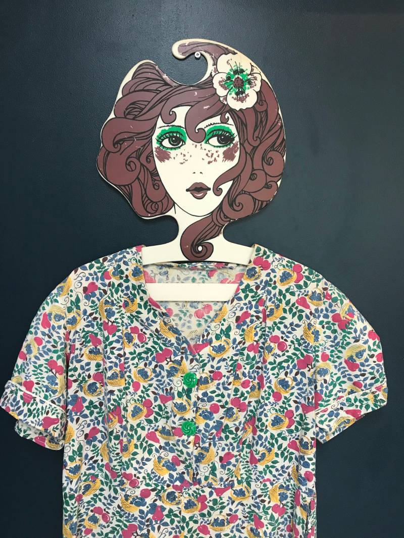 Handgefertigtes Vintage-Teekleid Mit Fruchtdruck Aus Den 1940Er Jahren, Uk 12 von LovelyTingsVintage