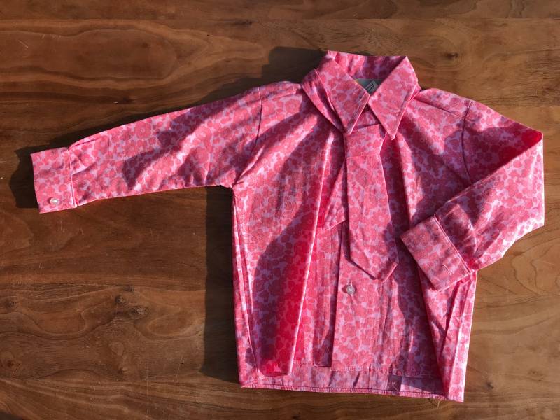 Jungs Rosa Hemden & Binden Set, Vintage Kitsch Kostüm, 3-5 Jahre Jungs Rosa Hemden & Binden Set, Vintage Kitsch Kostüm, 3-5 Jahre von LovelyTingsVintage