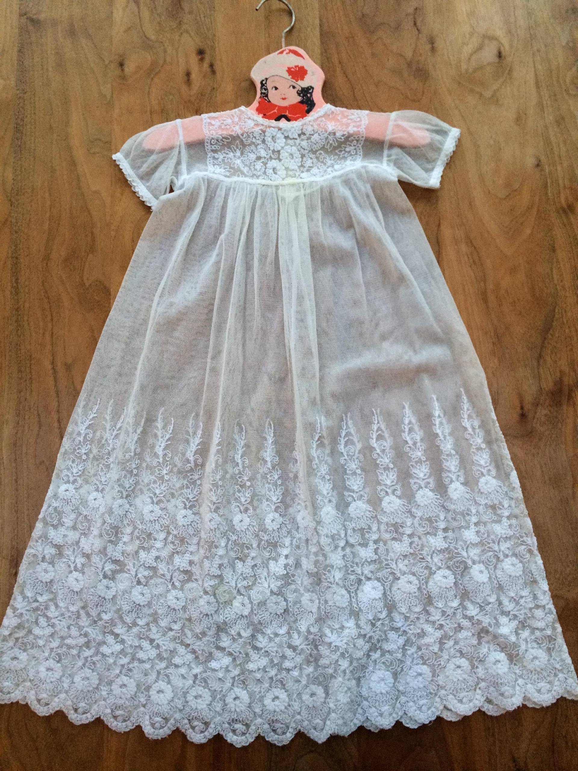 Unglaubliche 1940Er Jahren Spitze Taufe Kleid Baby 0 - 12 M, Weiß, Schöne Vintage-Zustand von LovelyTingsVintage