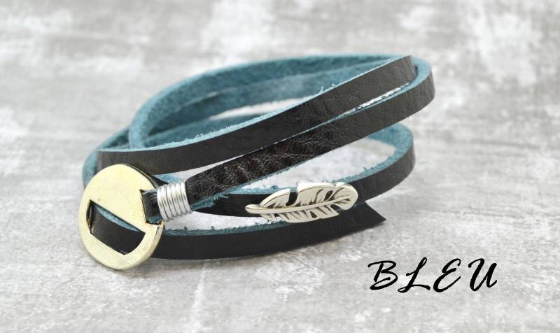 Damenarmband, Blaubraunes Leder, Schlaufenverschluss, Federperle, Silbernes Metall von LovelyWordsBoutique