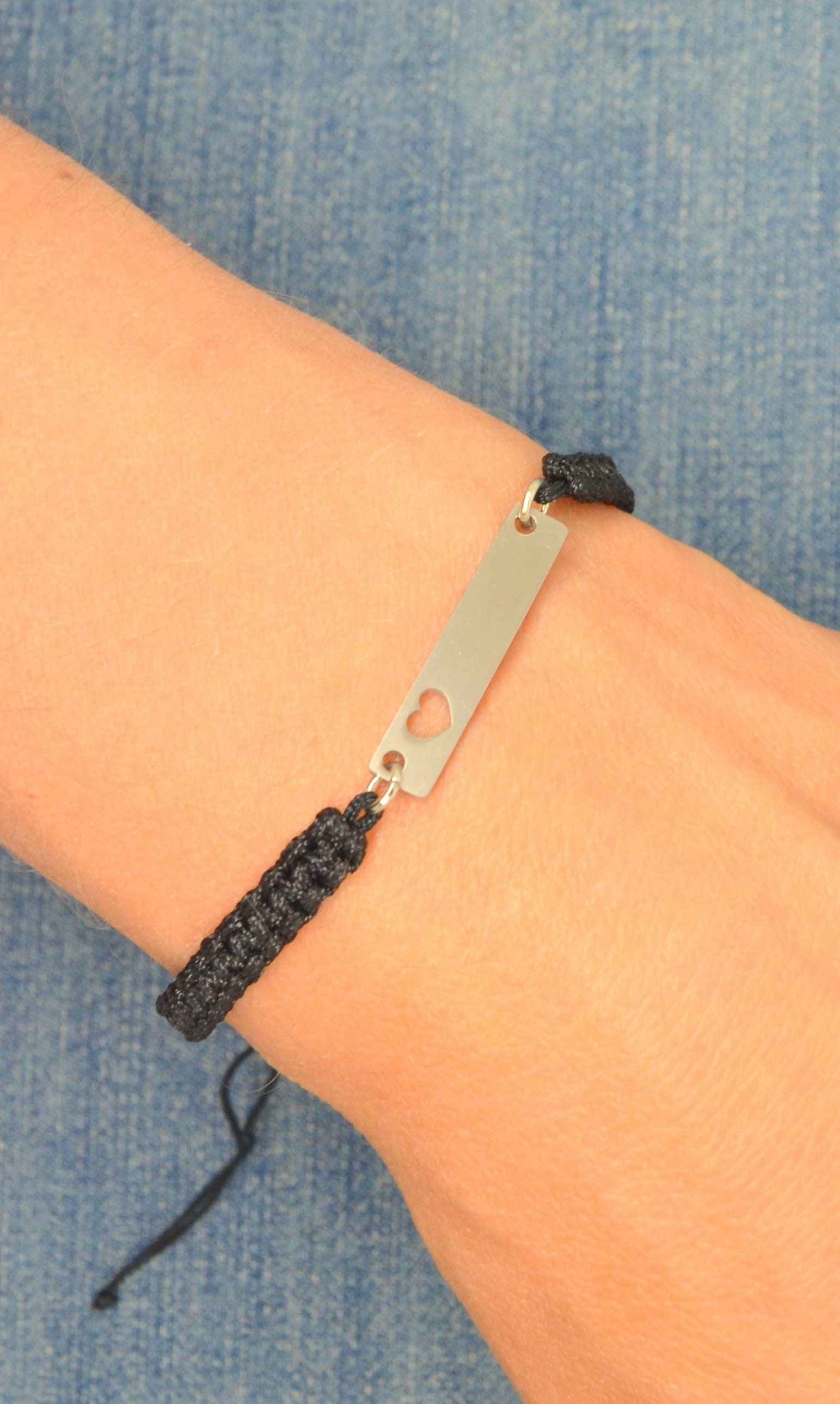 Weiblich, Schwarzen Draht Armband Borte, Schiebe-Knoten, Herz, Metall, Stahl Weiblich, Schwarzen Draht Armband Borte, Schiebe-Knoten, Herz, Metall, Stahl von LovelyWordsBoutique