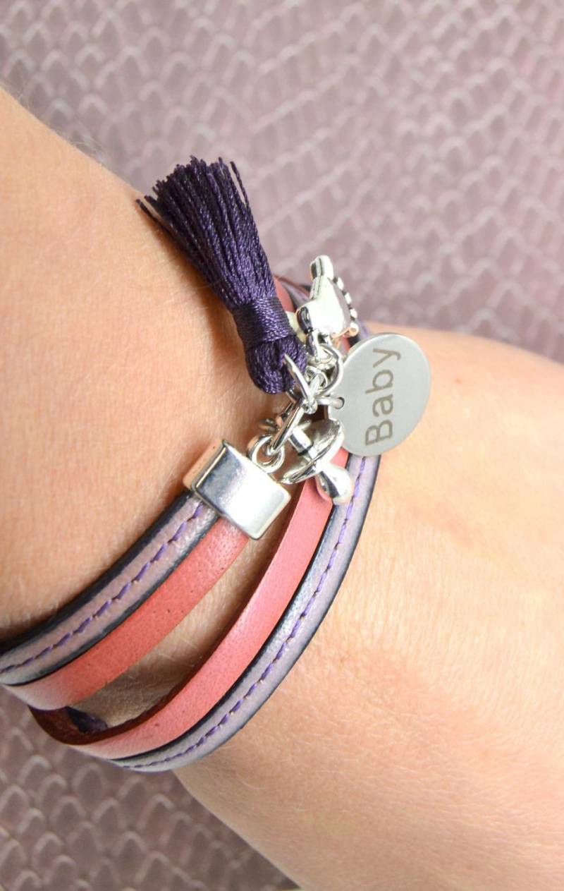 Weibliche Lila Rosa Leder Armband, Kind Charme Baby, Anissance, Magnetverschluss, Silber Metall von LovelyWordsBoutique
