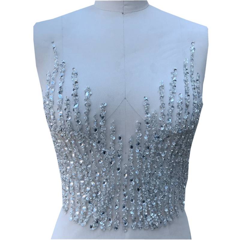 Luxuriöse Handgefertigte Strass-Diamant-Spitzenapplikationen Mit V-Ausschnitt Für Brautkleider, Spitzenkragen-Patch-Abschlussballkleid Luxuriöse Handgefertigte Strass-Diamant-Spitzenapplikationen Mit V-Ausschnitt Für Brautkleider, Spitzenkragen-Patch-Abschlussballkleid von LovelylaceStore