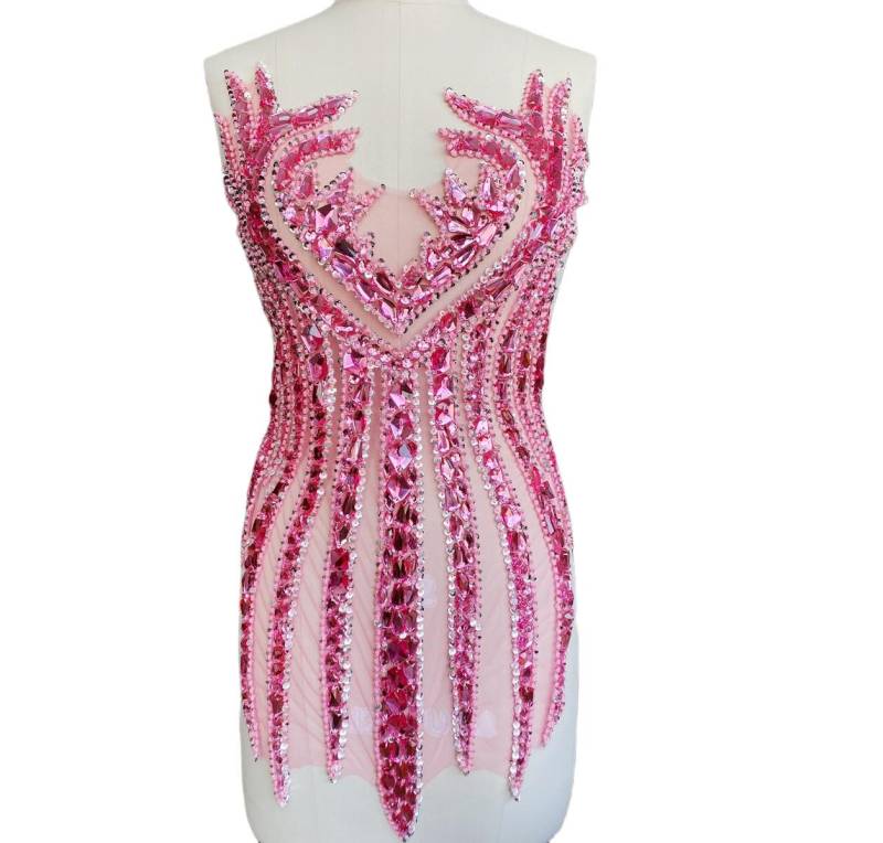 Luxuriöser Rhinestone-Perlen-Applikations-Flicken, Handgemachtes Hochzeitskleid-Helle Diamant-Vorne Brust-Applikation, Abschlussball-Kleidzusatz Luxuriöser Rhinestone-Perlen-Applikations-Flicken, Handgemachtes Hochzeitskleid-Helle Diamant-Vorne Brust-Applikation, Abschlussball-Kleidzusatz von LovelylaceStore