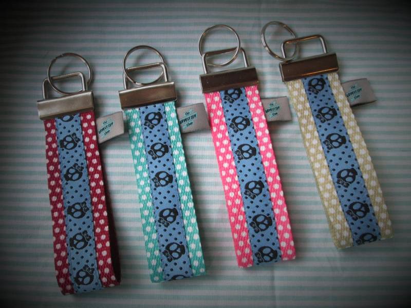 Schlüsselanhänger Lovely Skull von LovelysewshopDE