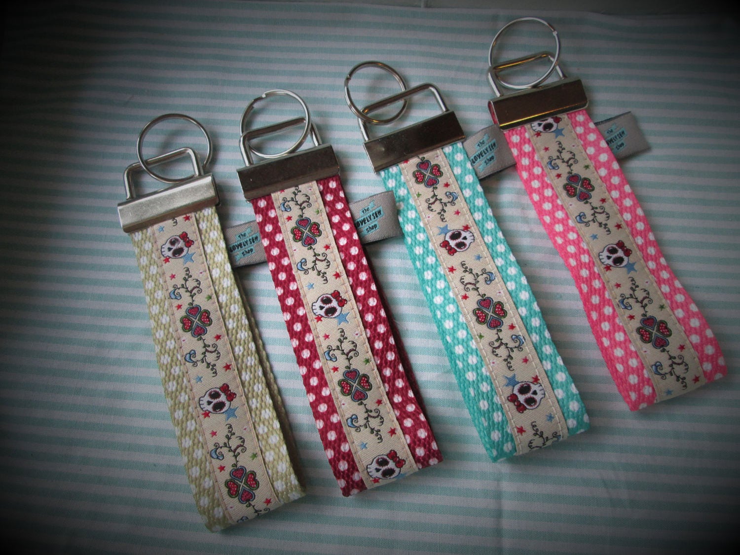 Schlüsselanhänger Lovely Skull von LovelysewshopDE