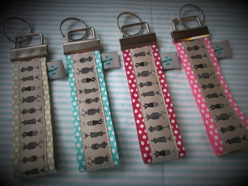 Schlüsselanhänger Schneiderpuppe von LovelysewshopDE