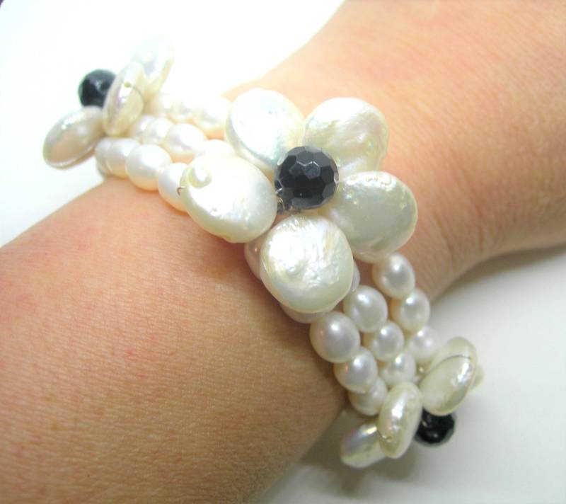 Echte Süßwasserperle Armband Weiss Und Schwarz von Lovenna