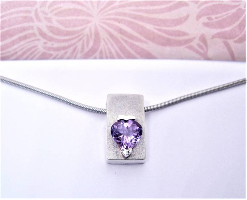 Silber Lila Anhänger Halskette Modernist, Geschenk Für Sie von Lovenna