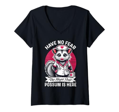 Damen Die Opossum-Pflegeschicht ist Nacht, Opossum ist da, stillende Frauen T-Shirt mit V-Ausschnitt Damen Die Opossum-Pflegeschicht ist Nacht, Opossum ist da, stillende Frauen T-Shirt mit V-Ausschnitt von Lovers of Cute and Funny Possum and Nurse