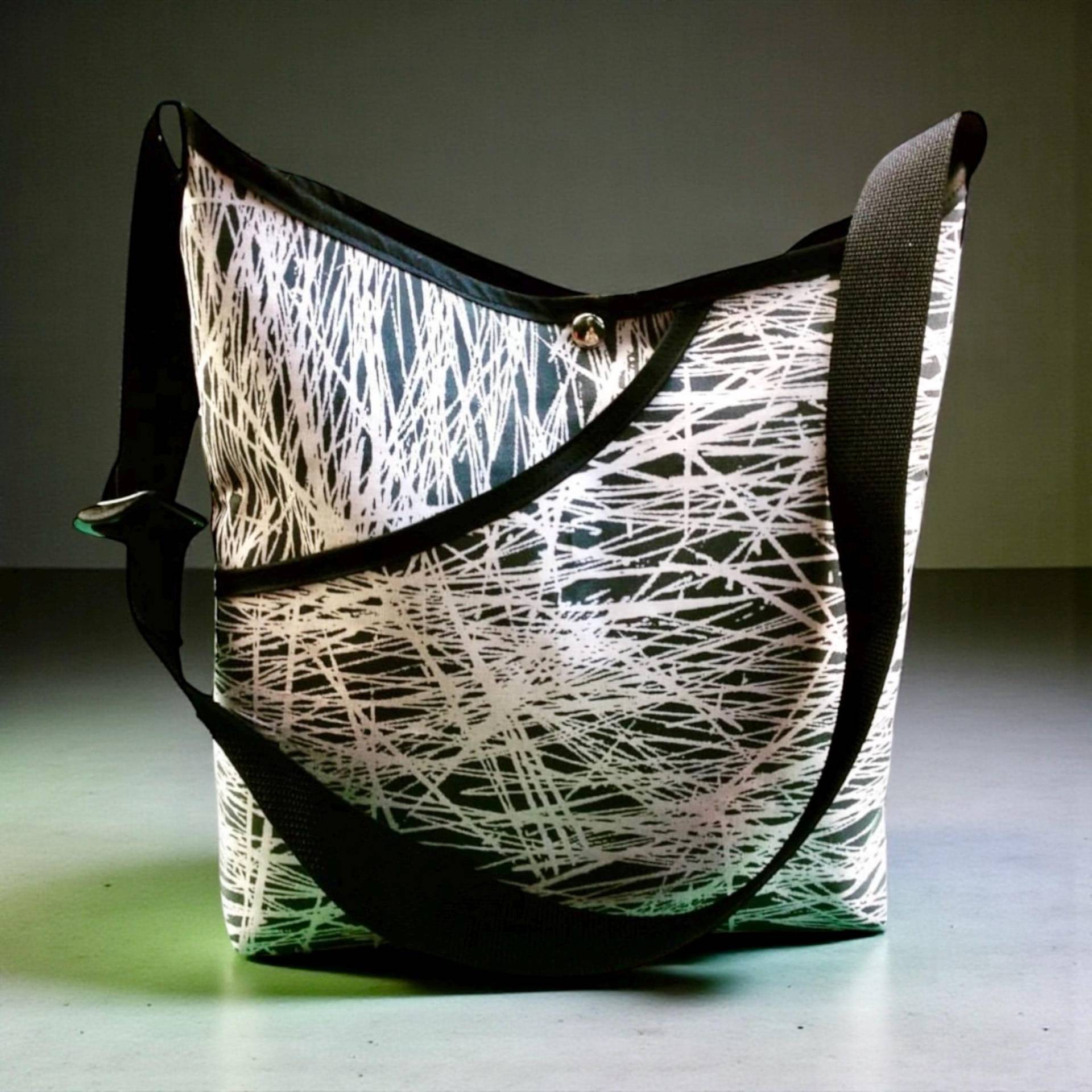 Graue Und Pfirsichfarbene Baumwolldruck-Markttasche. Umhängetasche, Schultertasche von Loveshine