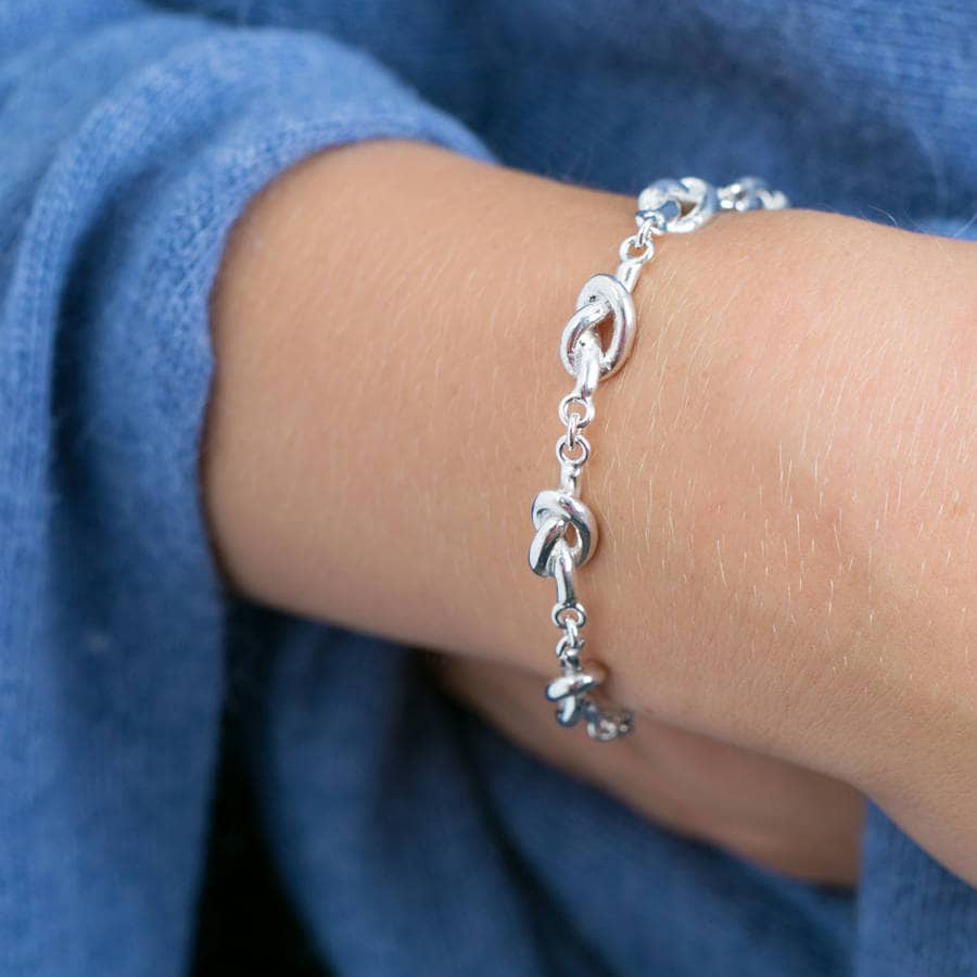 Freundschaftsknoten Sterling Silber 925 Kettenarmband, Freundschaftsgeschenk, Best Friends Geschenk, Soulmates Besonderer Freund, Für Immer Freunde Freundschaftsknoten Sterling Silber 925 Kettenarmband, Freundschaftsgeschenk, Best Friends Geschenk, Soulmates Besonderer Freund, Für Immer Freunde von Lovethelinks