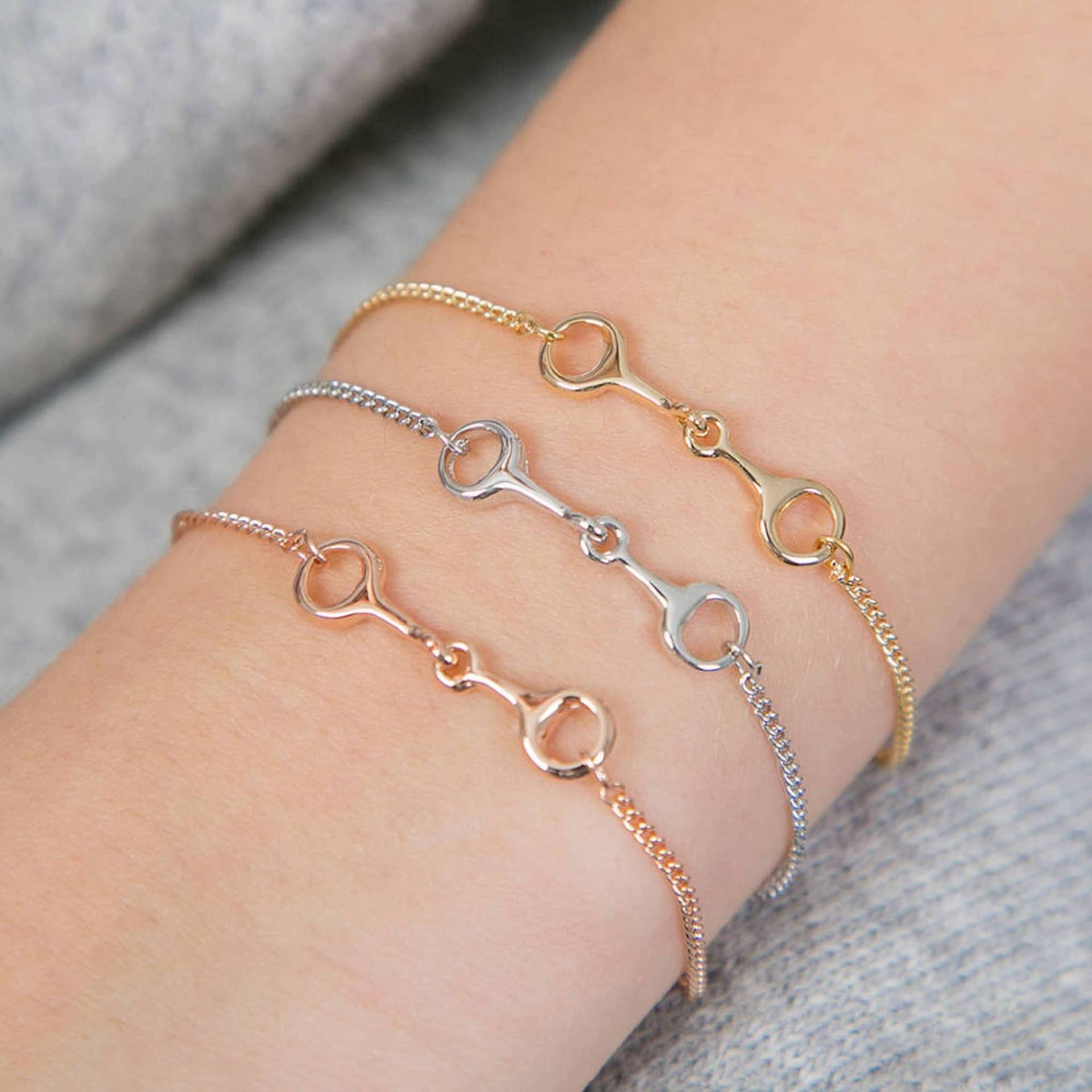 Trensenarmband Schmuck Für Pferdeliebhaber Trensenarmband Schmuck Für Pferdeliebhaber von Lovethelinks