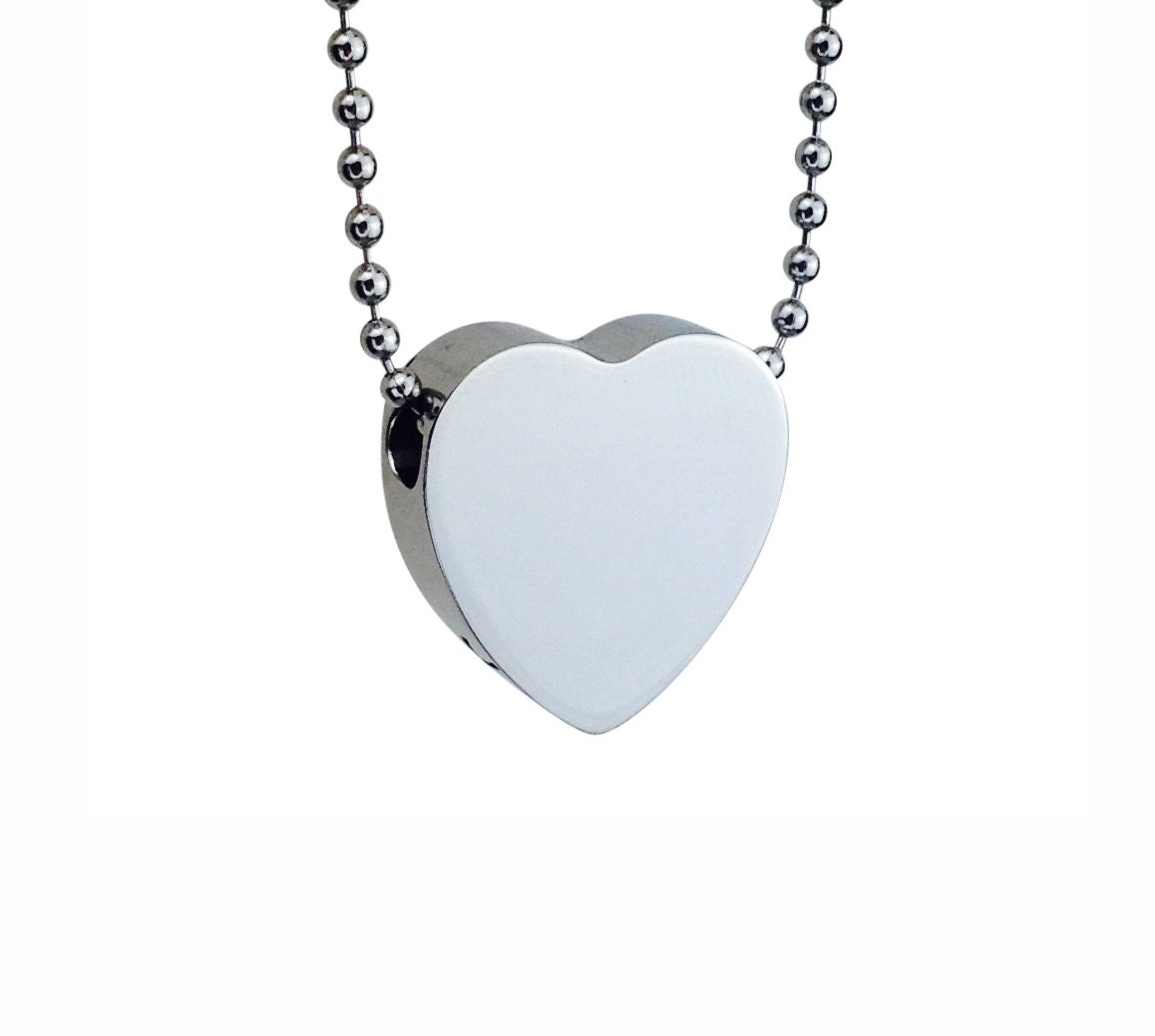 Herz Durch Urne Anhänger - Gedenkschmuck Asche Andenken Schmuck Personalisierte Gravur Herz Durch Urne Anhänger - Gedenkschmuck Asche Andenken Schmuck Personalisierte Gravur von LovetoTreasure