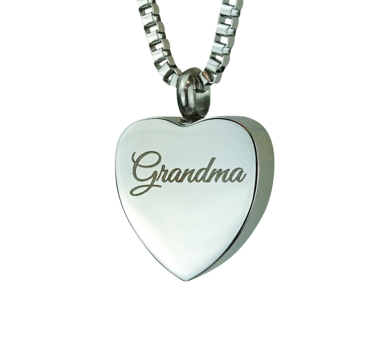 Oma Herz Urne Anhänger - Gedenkstätte Asche Feuerbestattung Andenken Personalisierte Gravur Oma Herz Urne Anhänger - Gedenkstätte Asche Feuerbestattung Andenken Personalisierte Gravur von LovetoTreasure