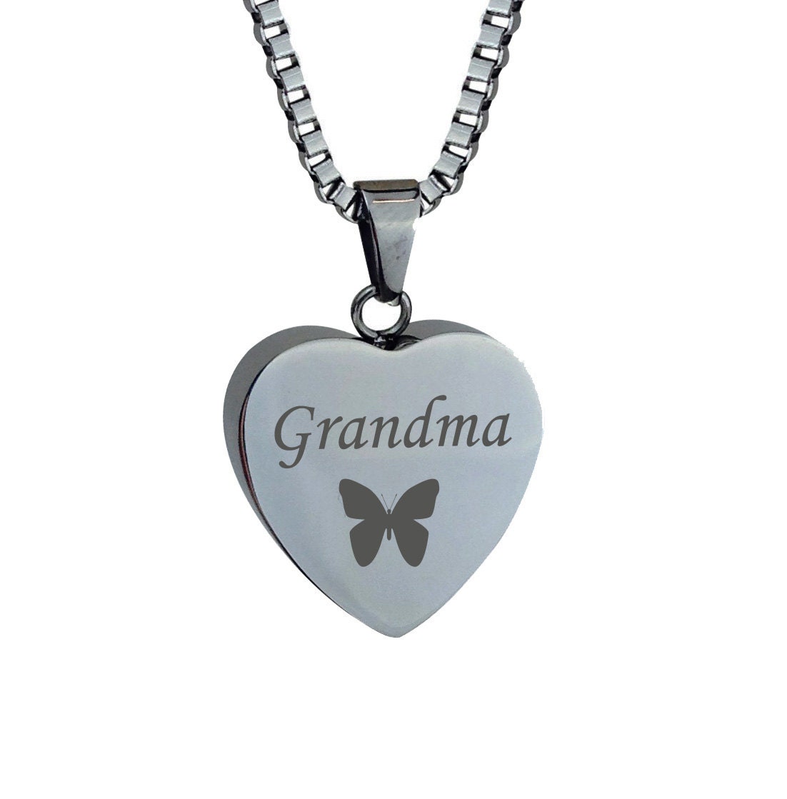 Oma Schmetterling Herz Urne Anhänger - Gedenkasche Feuerbestattung Andenken Personalisierte Gravur Oma Schmetterling Herz Urne Anhänger - Gedenkasche Feuerbestattung Andenken Personalisierte Gravur von LovetoTreasure