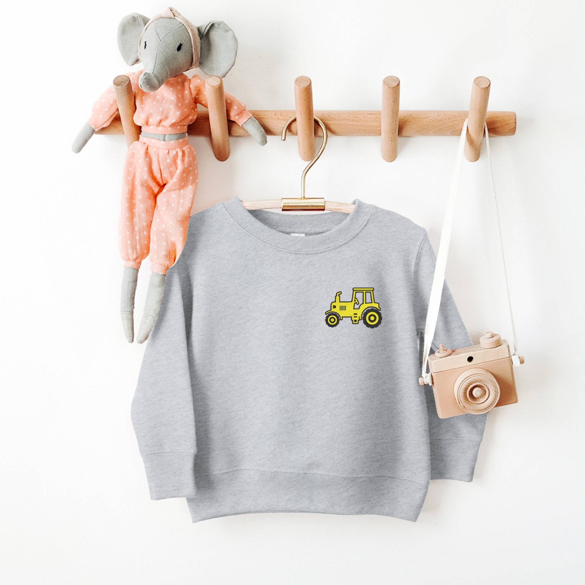 Traktor Kinder Sweatshirt Bauernhof Lkw Personalisierte Kinderkleidung Niedlich von LoveulotsGifts