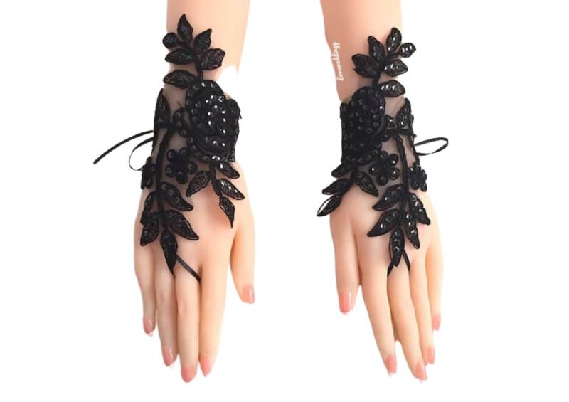 Halloween Hochzeit Braut, Braut Handschuhe, Schwarze Spitze Accessoires, Geschenk von Loveweddingg