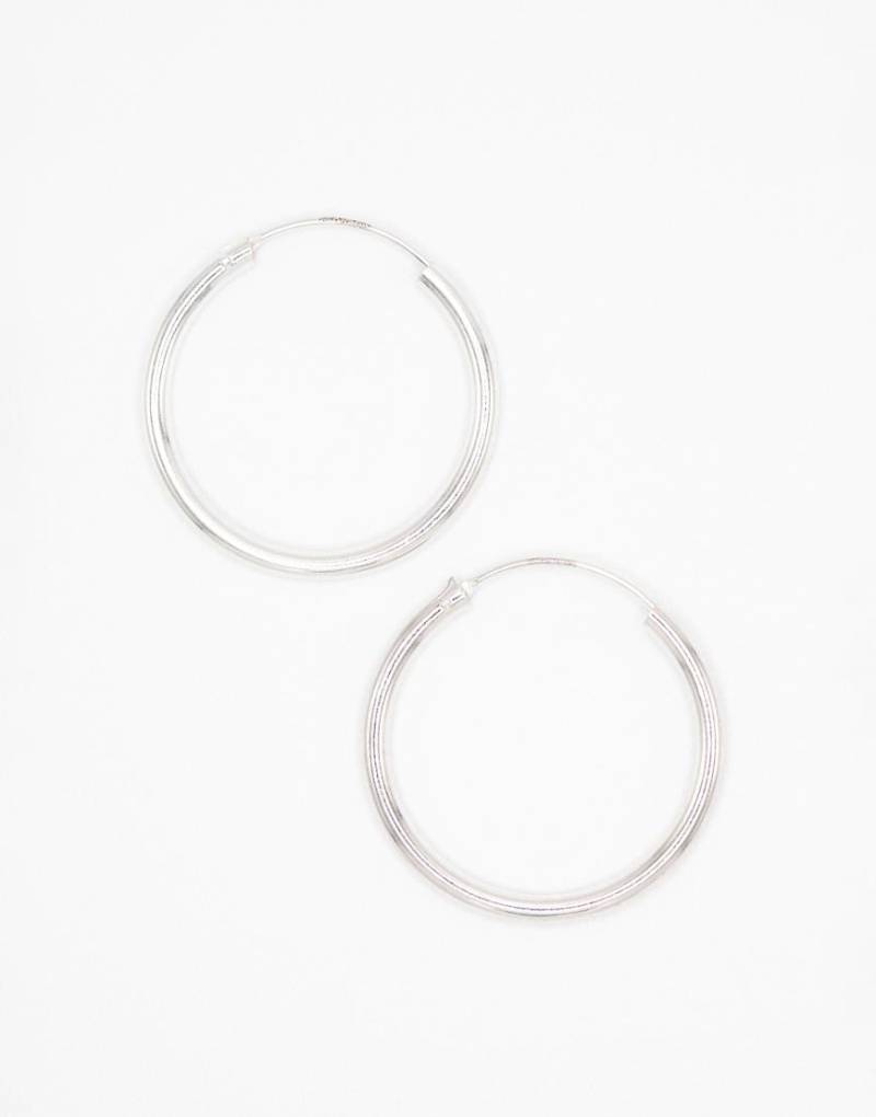 Lovisa - Breite silberfarbene Creolen aus Sterlingsilber Lovisa - Breite silberfarbene Creolen aus Sterlingsilber von Lovisa