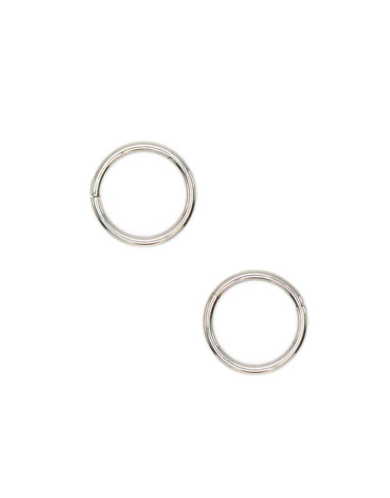Lovisa - Feine Schläfer-Ohrringe aus Titan in Silberoptik, 6 mm von Lovisa