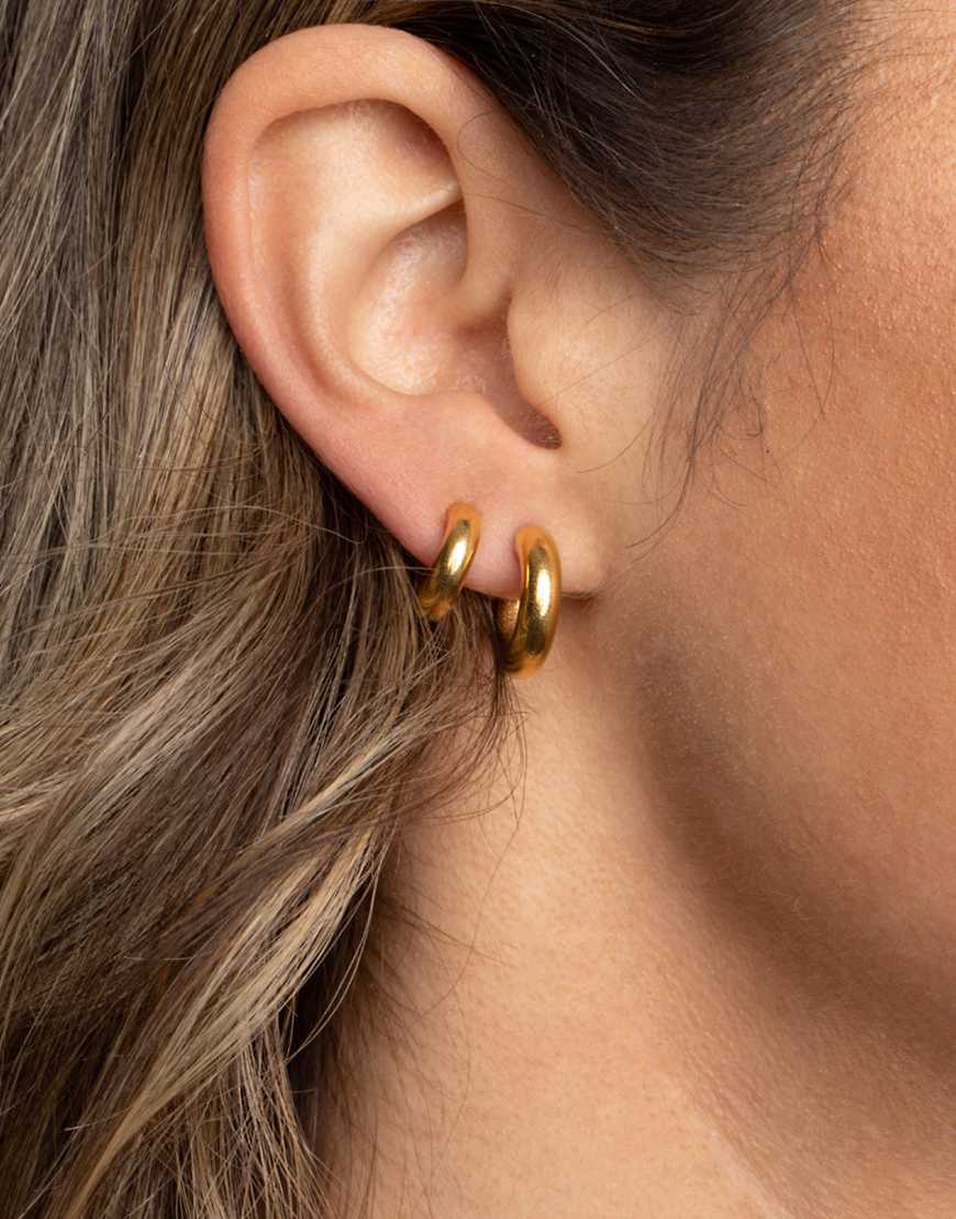 Lovisa - Vergoldete Creolen in verschiedenen Designs aus wasserfestem Edelstahl in Goldoptik im Set-Goldfarben von Lovisa