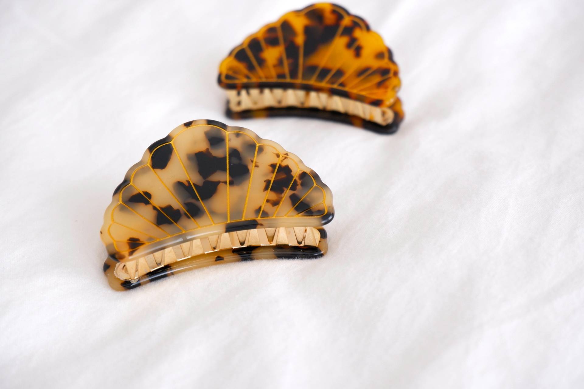 Shell Haarclip , Haarspange, Kleine Haarspange Shell Haarclip , Haarspange, Kleine Haarspange von LovlyBox