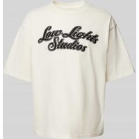 Low Lights Studios T-Shirt mit Label-Stitching in Offwhite, Größe M von Low Lights Studios