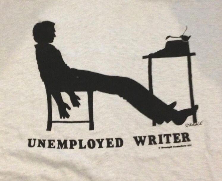 Arbeitslos Schriftsteller Shirt Silber Grau Retro 80Er Soft Arbeitslosigkeit Funemployment Bukowski Franzen Atwood Atlas Schreibmaschine Blogger von LowSparkVintage