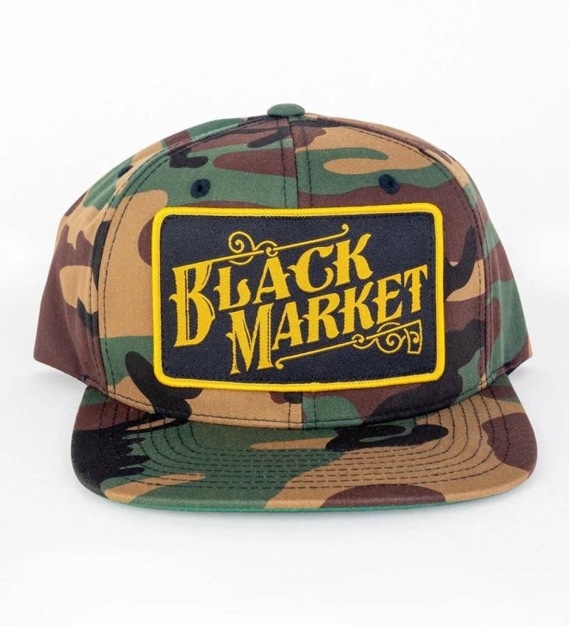 Black Market Art Company Camouflage Gold Patch Snapback Hut | Patch-Snap Back Hat Baseballmützen Hüte Mit Aufgenähten Patches Camo von LowbrowArtCompany