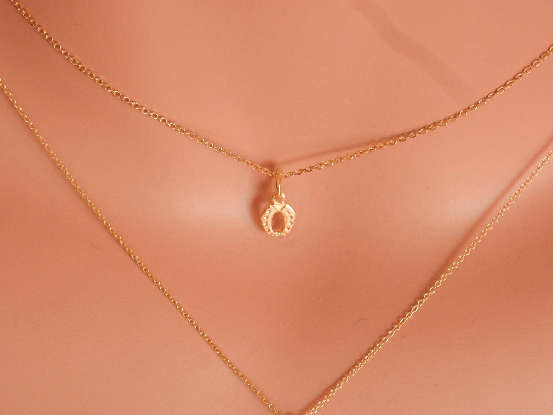 Kleine Hufeisen Halskette Gold Kleine Hufeisen Halskette Gold von LowyLuxuryJewels