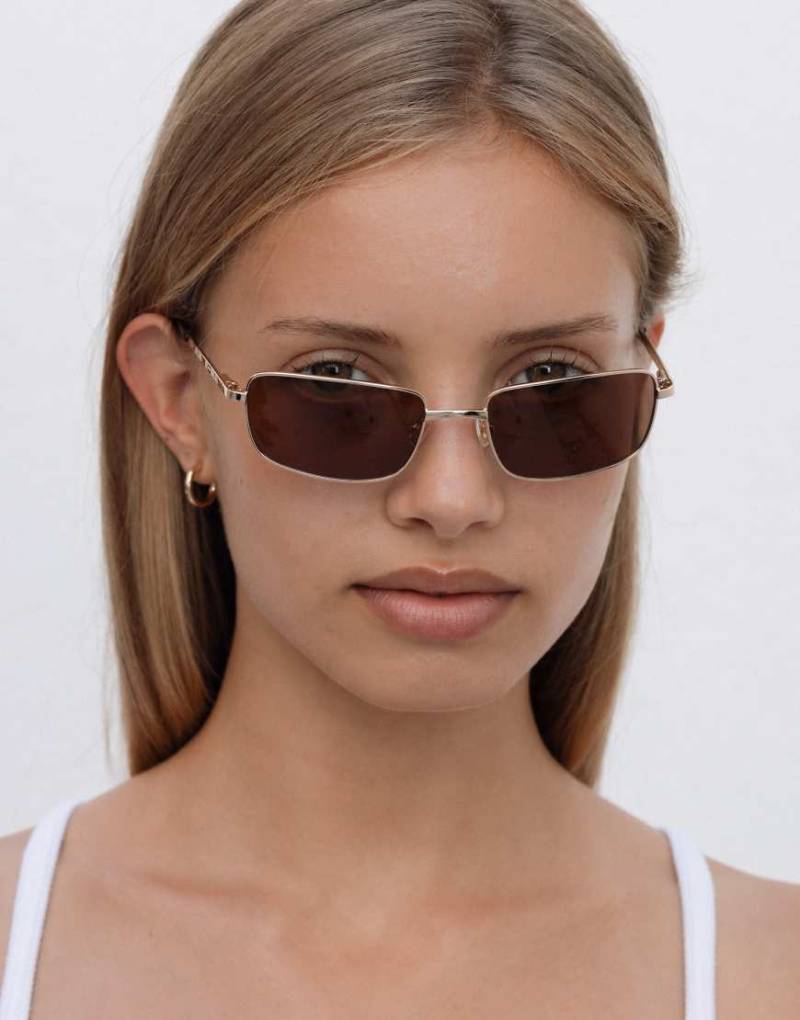 Lu Goldie - Yuki - Sonnenbrille mit eckigem Gestell aus Metall in Kaffeebraun von Lu Goldie