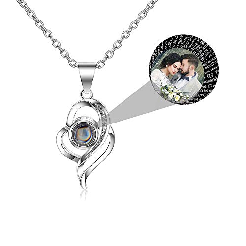 LuBHnna Projektionskette Ich Liebe Dich in 100 Sprachen Individueller Name und Foto Anhänger Halskette 925 Sterling Silber Personalisierter Schmuck für Frauen LuBHnna Projektionskette Ich Liebe Dich in 100 Sprachen Individueller Name und Foto Anhänger Halskette 925 Sterling Silber Personalisierter Schmuck für Frauen von LuBHnna