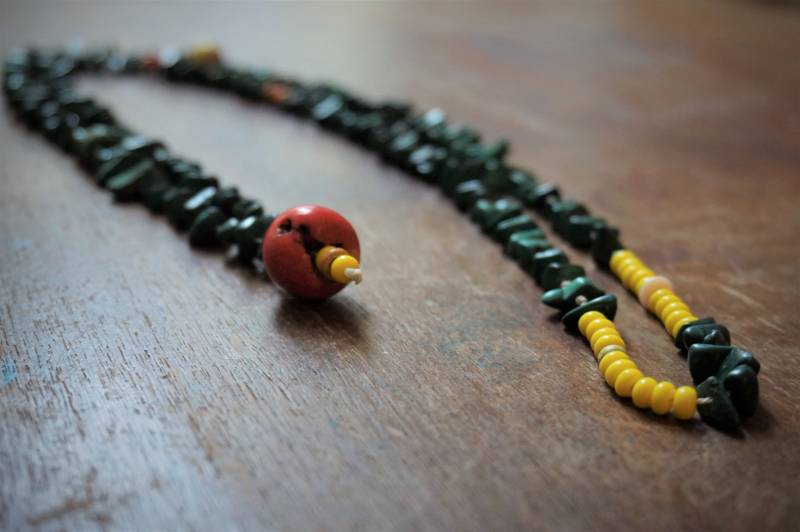 Farbenfrohes Malachit-Mala Farbenfrohes Malachit-Mala von LuJewelryINDIVIDUALS