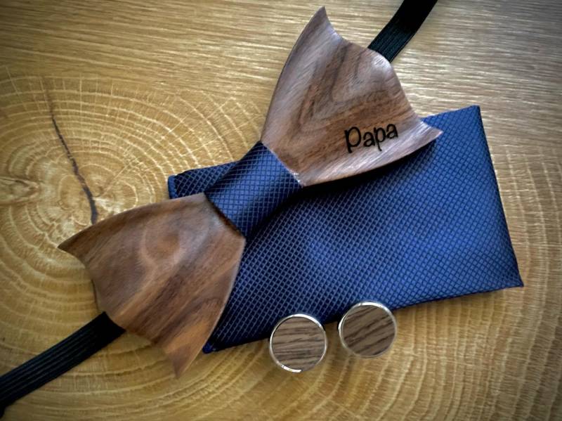 Personalisierte Holzfliege - Förmlicher Anlass Individuell Gestaltet Mit Namen Erwachsenen Oder Kinderfliege von LuKoLaser