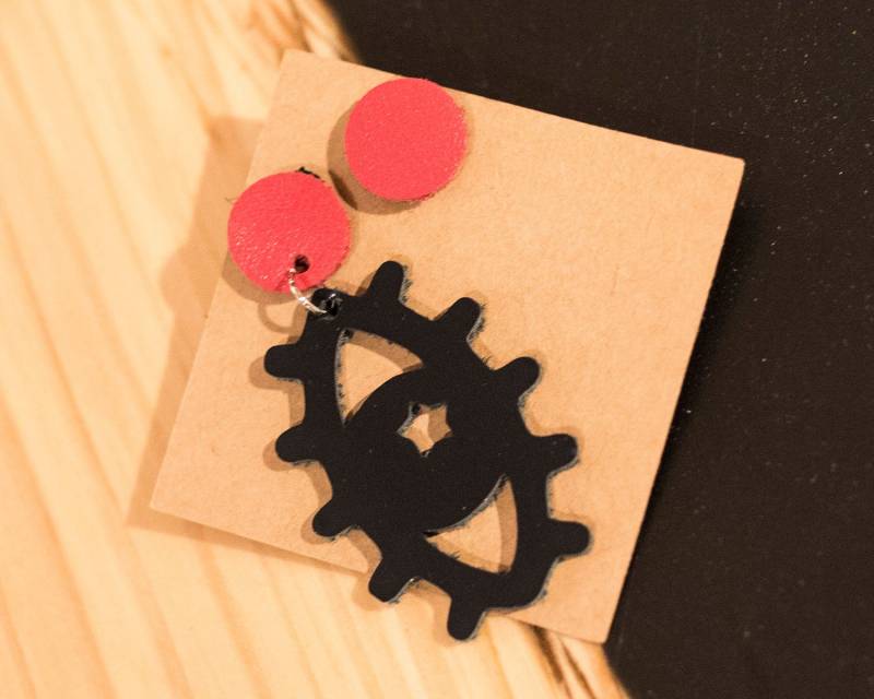 Augenförmige Lederohrring von LuMadeByHand