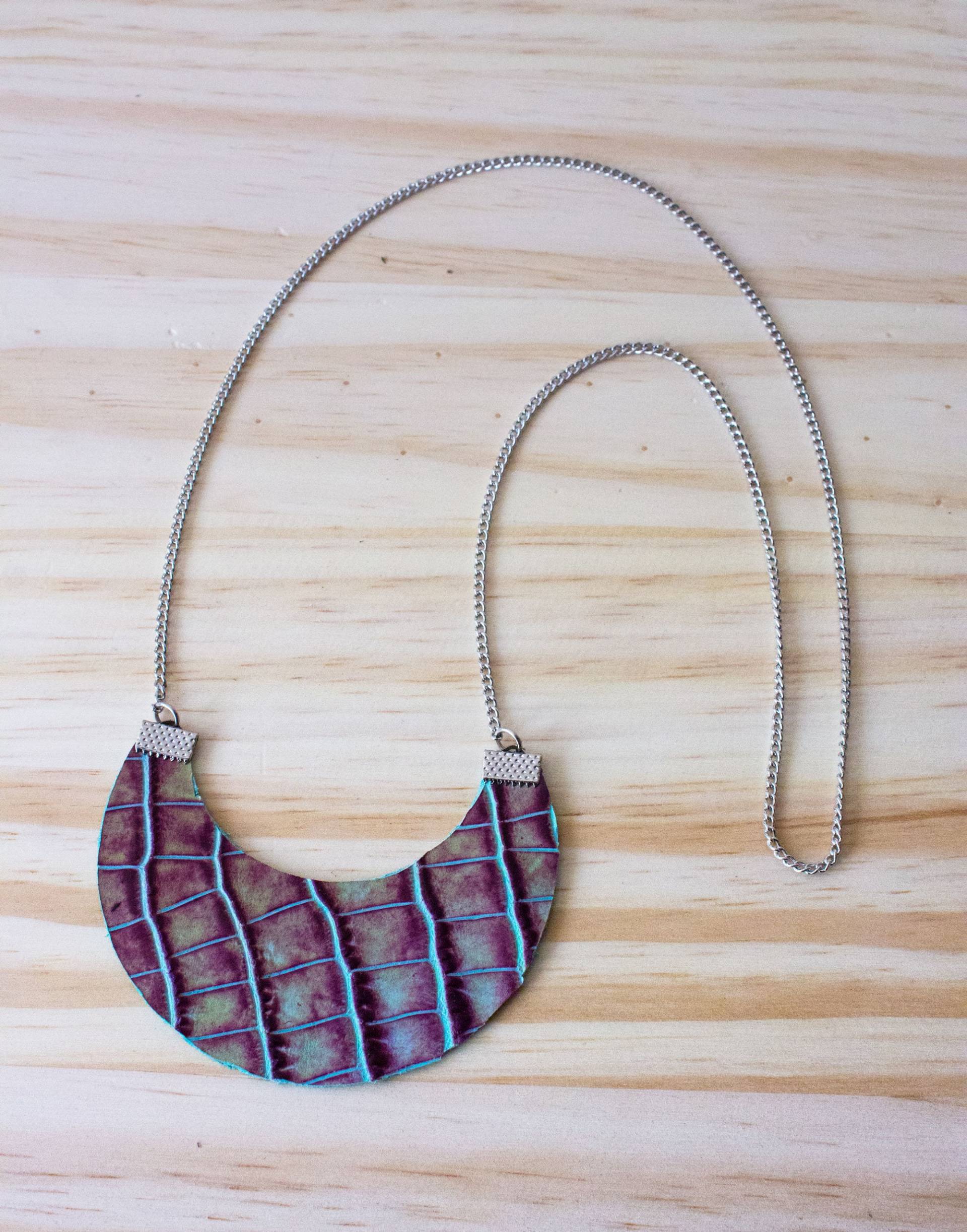 Halbmond Lederkette Halbmond Lederkette von LuMadeByHand